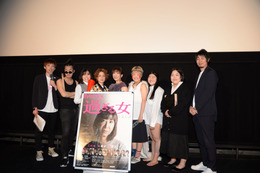 浅香あきえ、主演映画舞台挨拶!ゆりやん、尼神らも応援に 画像