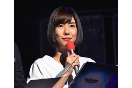 山崎夕貴アナ、結婚指輪をドヤ顔で披露 「ちょっと!よく気づきましたね!」 画像