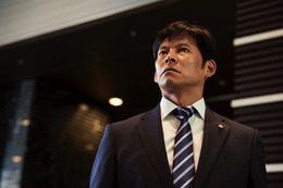織田裕二主演『連続ドラマW 監査役 野崎修平』Blu-ray BOXとDVD BOXが8月2日発売 画像