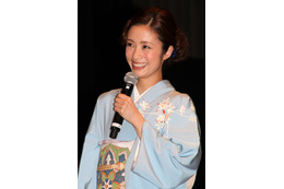 【昨日のエンタメニュース】上戸彩、艶やか着物姿/フジモン、妻のノーバン投球に興奮 画像