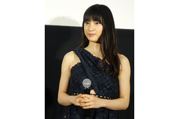 土屋太鳳「めちゃめちゃ心強いメンバーたち」、ドラマ「チア☆ダン」制服集合写真を公開! 画像
