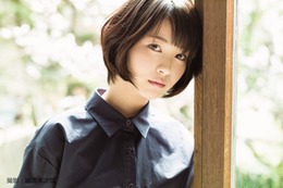 浜辺美波のオフィシャルサイトがオープン!特別グラビアも公開中 画像