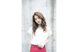テラハ出演の小室安未、芸能活動を本格スタート!透明感あふれるアー写が公開 画像