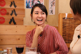 20歳になった葵わかな、酒の席で夏菜と変顔対決! 画像