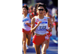 高橋尚子、シドニー五輪 伝説のサングラスの価値は2,000万円! 画像
