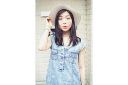 元カフェ店員・葉山柚子がシングル『マイナーコード』でデビュー! 画像