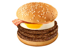 ビーフパティを3枚使用!マックから「月光バーガー」新登場 画像