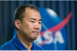 宇宙飛行士・野口聡一、もし宇宙人がいたら?に「さっさと写真撮ってツイートする」 画像