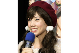 仲里依紗、クールなファッションでイタリアの街に溶け込む!「かっこいい」「セレブかと」 画像