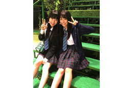 ももクロ佐々木彩夏と高城れにの制服2ショット姿に「まだ制服いけるで!!」の声 画像