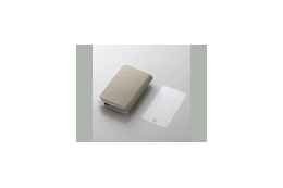 エレコム、素材とタイプの異なる3種類の第2世代iPod touch用ケース＆カバー 画像