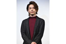 中村倫也、撮影現場に毎日手作り弁当の過去「夜中の3時にフライパンを……」 画像