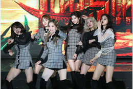 TWICEやIZ*ONEが美脚でファンを魅了！『GAONCHART MUSIC AWARDS』 画像