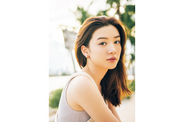 貴重な10代最後のカット!永野芽郁の写真集・カレンダーのアザーカットが『スピリッツ』に掲載 画像