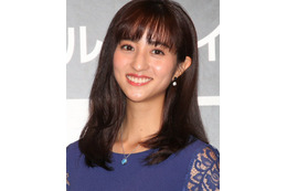 堀田茜、自身のファン・貴景勝にお姫様抱っこされるショットを公開! 画像