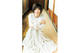 芳根京子、キュートなワンピース姿披露!無邪気な笑顔で魅了 画像
