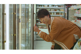 櫻井翔と高畑充希が飲み比べ！チャーミングな表情や仕草も 画像