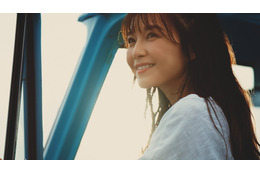 AAA・宇野実彩子、新CMで白ビキニ&ウェディングドレス姿披露 画像