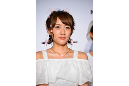 篠田麻里子、小嶋陽菜らも祝福！たかみな、28歳誕生日報告にコメント多数！ 画像