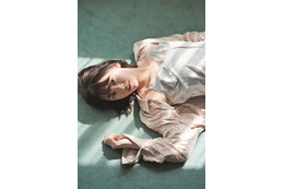 乃木坂46・堀未央奈、『blt graph.』表紙に初登場!魅惑の表情とスタイルを披露 画像
