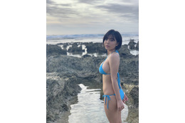 寺本莉緒、お気に入りグラビアショット公開！豊満バストにファン釘付け 画像