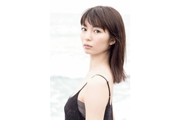 仲村トオル・鷲尾いさ子夫妻の娘・ミオが初グラビア!華やかさと初々しさで魅せる 画像