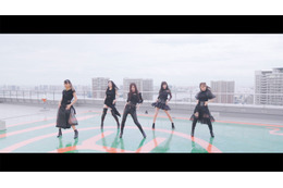 フェアリーズ、新曲MV公開!セクシーとキュートのコラボ 画像