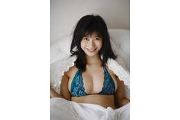 【昨日のエンタメニュース】小倉優香、写真集で魅惑のセクシーボディ/オードリー春日、妻の実家で新婚生活 画像