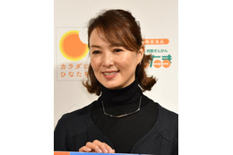 河野景子、滝クリの結婚を祝福!会見での紅白コーデを深読み 画像
