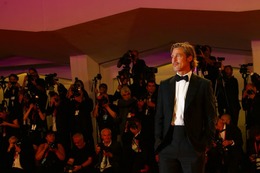 ブラッド・ピット、ベネチア国際映画祭登場!会場から地鳴りのような歓声 画像