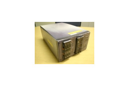 何に使うの? IBMのペーパークラフトサーバー 画像