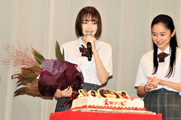 玉城ティナ、22歳の誕生日サプライズで決意！「いい女優になっていきたい」 画像