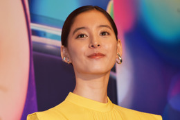 新木優子、友人から言われたショックな一言「泳ぎ方がガンダム」　　 画像