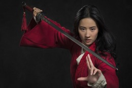 大迫力のアクションシーンも!実写版『ムーラン』日本版予告編公開 画像