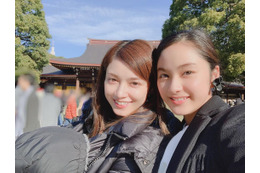 平祐奈、姉・愛梨と明治神宮参拝の2ショット写真公開!「姉と久々にゆっくり」 画像