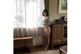 寺本莉緒が凸凹ボディ見せつける！色気全開のグラビアオフショット動画アップ！ 画像