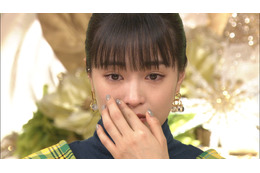 広瀬すずも思わず涙!還暦間近の漁師ピアニストが長年の夢叶え...... 画像
