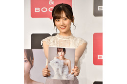 乃木坂46山下美月、ビキニ&ランジェリー撮影に初挑戦「露出が多いかも……」 画像