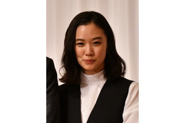 蒼井優、プライベートでは“演技”が下手!? サプライズされても「泣けない」 画像