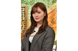 乃木坂CD試聴コーナーに白石麻衣が現れたら? 画像