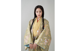 広瀬すず、時代劇初挑戦!海老蔵演じる信長の正妻・濃姫役 画像