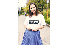 佐山彩香、セクシーを封印しファッションブランドモデルに! 画像