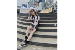 江野沢愛美、タイトミニな制服ショットを公開！「過去1番反響があった」写真 画像