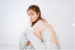 トリンドル玲奈、雑誌オフショットをインスタに!色気ある可愛さにファン注目! 画像