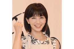 安田美沙子、きわどいドレスをエレガントに着こなし！「ドキッとした」「きれい」 画像