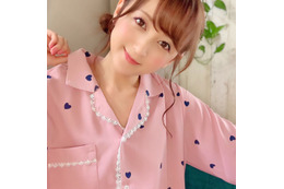 小松彩夏、可愛すぎるお気に入りパジャマ姿を披露! 画像