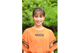 若手女優・関水渚、新ドラマ『キワドい2人』出演決定!ガールズバーで働く“謎の女”役 画像