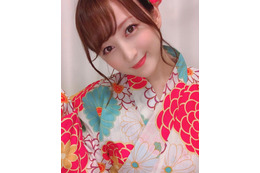 小松彩夏の浴衣姿をファン絶賛!「うっとり」「一緒に花火観たい」 画像