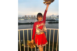 ほのか、チアリーダー姿披露!美腹筋もチラリ 画像