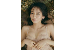 吉岡里帆、2nd写真集を11月に発売!出来栄えに自信「見ごたえのある作品になった」 画像